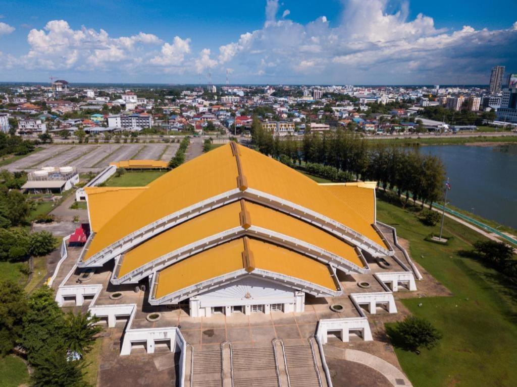 Hotel Le Lerts Living Khon Kaen Luaran gambar