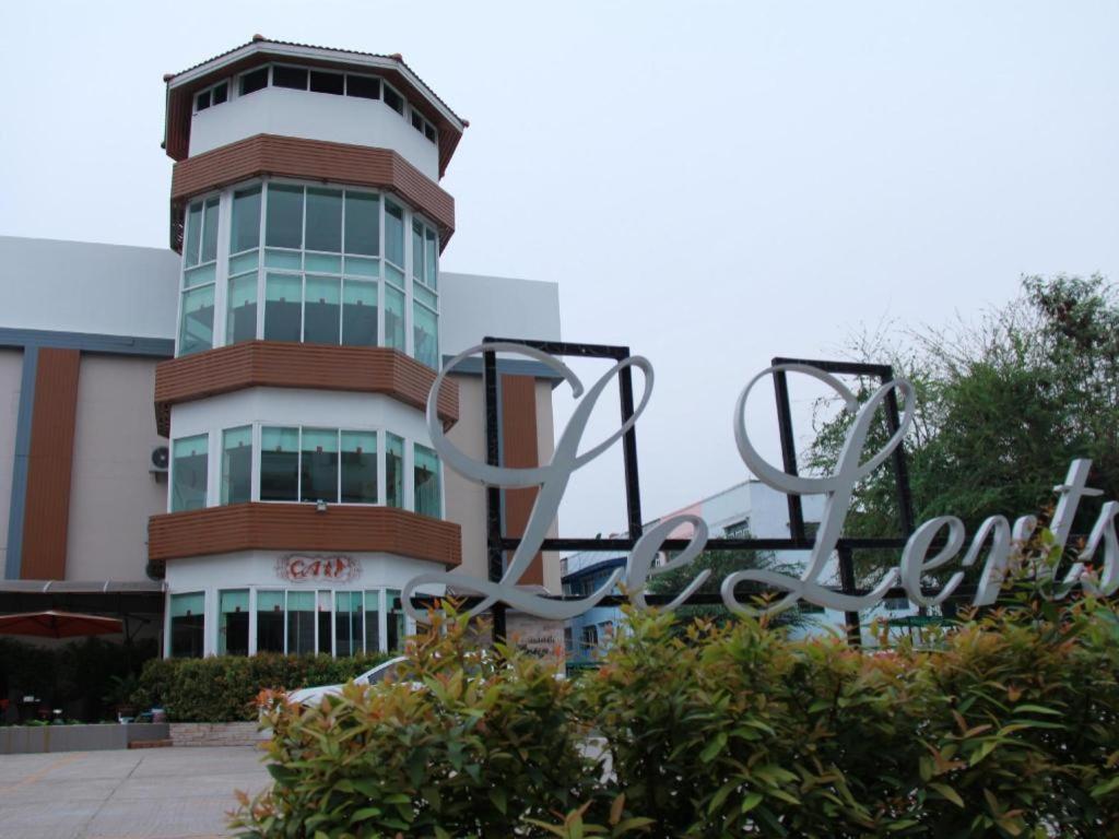 Hotel Le Lerts Living Khon Kaen Luaran gambar