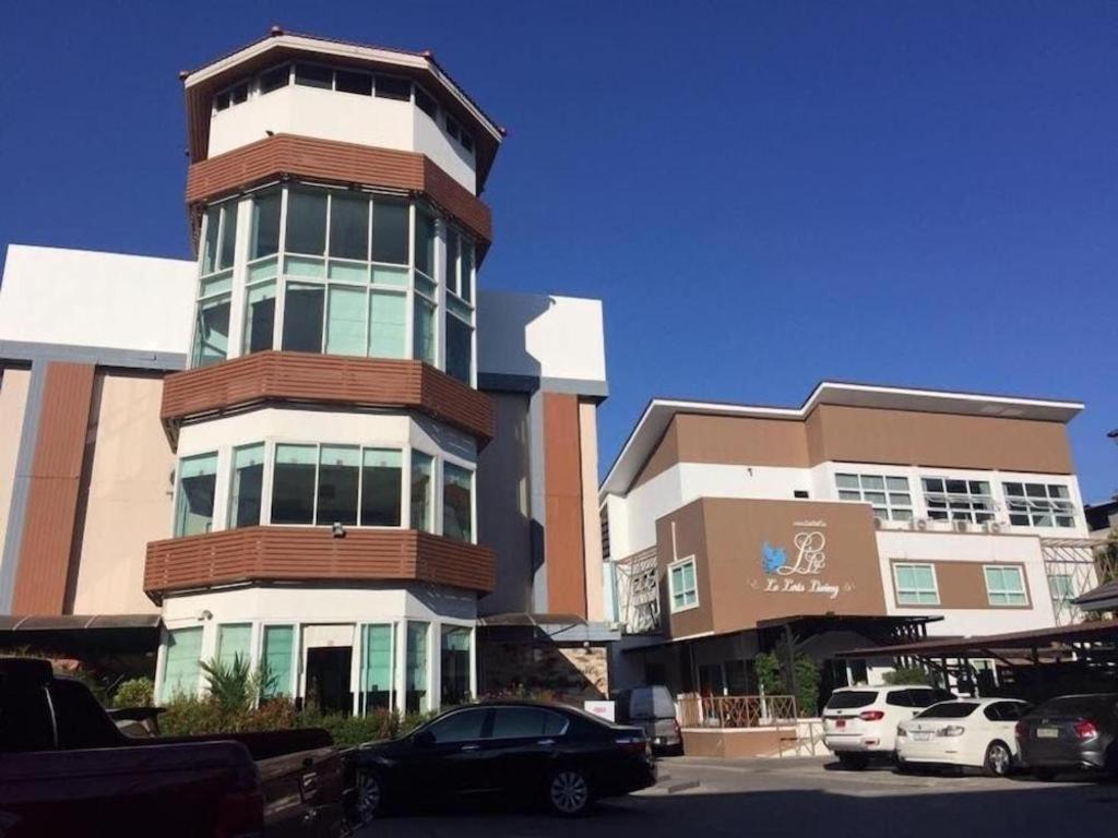 Hotel Le Lerts Living Khon Kaen Luaran gambar